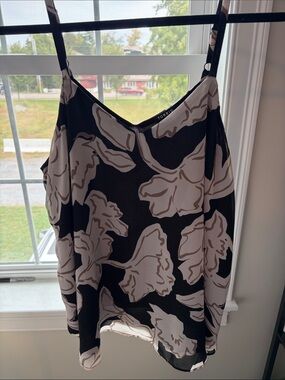 torrid Black & Cream Floral Camisole